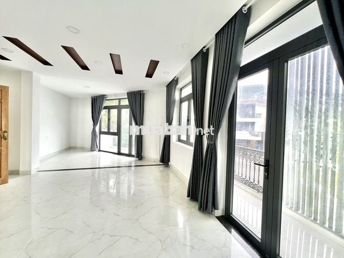 CHO THUÊ TOÀ NHÀ LÔ GÓC 3 TẦNG 600M2 KĐT HÀ QUANG 2 