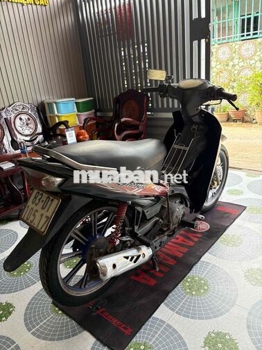 Yamaha Sirius màu Đen