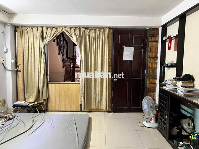 CHO THUÊ PHÒNG TẦNG TRỆT 25m - 3500/ tháng 