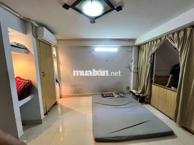 CHO THUÊ PHÒNG TẦNG TRỆT 25m - 3500/ tháng 