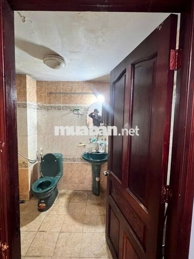CHO THUÊ PHÒNG TẦNG TRỆT 25m - 3500/ tháng 