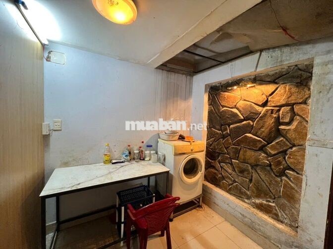 CHO THUÊ PHÒNG TẦNG TRỆT 25m - 3500/ tháng 