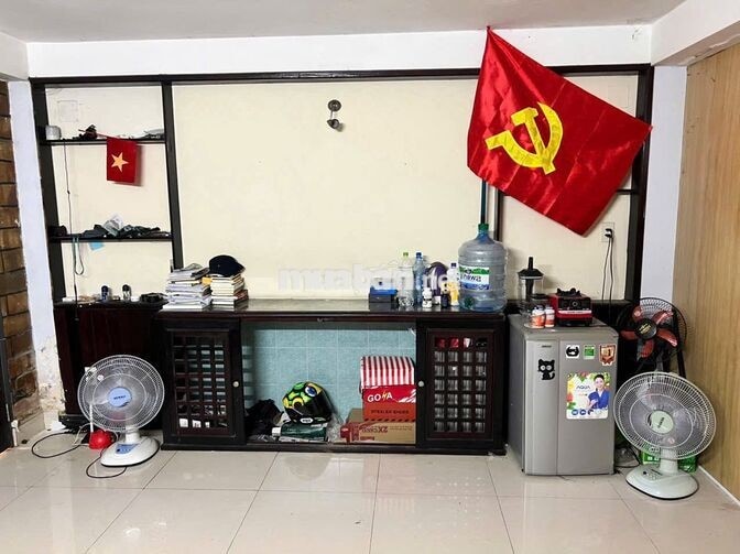 CHO THUÊ PHÒNG TẦNG TRỆT 25m - 3500/ tháng 