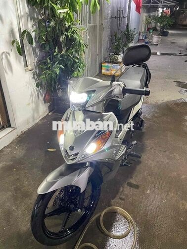 Yamaha Exciter 135 màu Xám xi măng