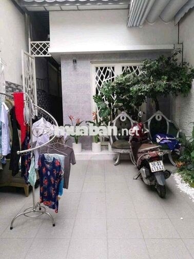 🍀Cho thuê nhà MT đường số 4 khu nam Hùng vương. BTân