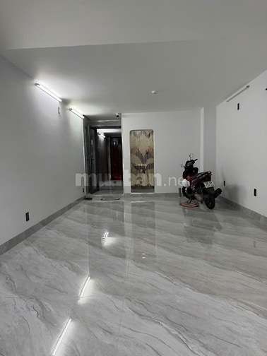 CHO THUÊ MẶT TIỀN NHÀ 132 ĐƯỜNG KÝ CON P.BẾN THÀNH, 4,2X10M, MỚI XÂY