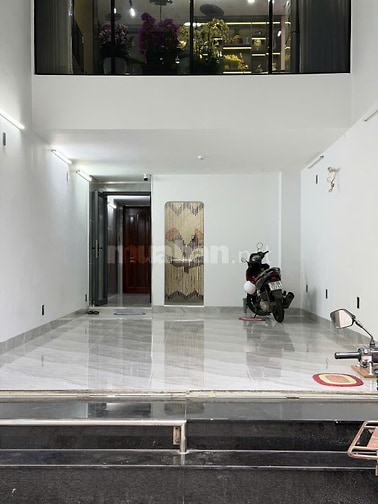 CHO THUÊ MẶT TIỀN NHÀ 132 ĐƯỜNG KÝ CON P.BẾN THÀNH, 4,2X10M, MỚI XÂY
