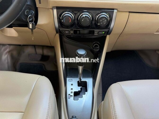 Toyota Vios 2018 Tự động Trắng 5 chỗ