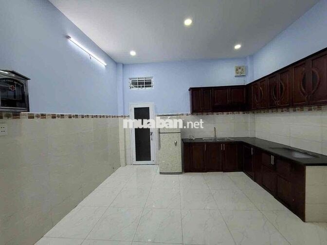 Nhà 2 Tầng-Hẻm Xe Hơi Thông Thoáng-Giáp Q.10-Q.11