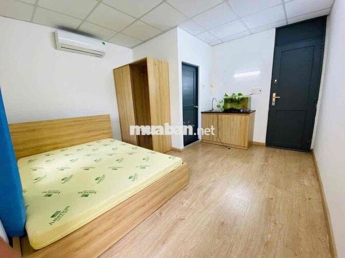 CHO THUÊ PHÒNG TRỌ - FULL NỘI THẤT - BANCOL LỚN NGAY ĐẦM SEN, GẦN Q10