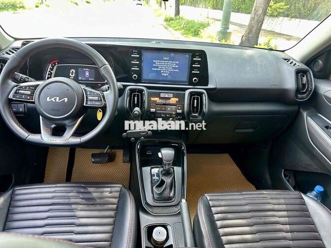 Kia Sonet 2022 Luxury 1.5 AT - 24000 km
