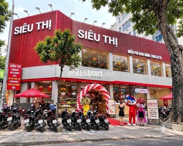 Góc 2MT Trần Quang Khải quận 1 DT 20x8m trệt lầu giá thuê 95tr