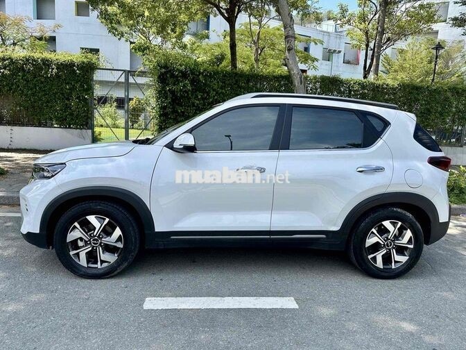 Kia Sonet 2022 Luxury 1.5 AT - 24000 km