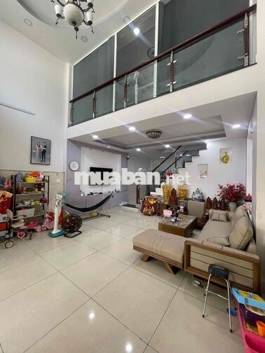 Bán nhà 1/ đường Trịnh Đình Trọng, Tân Phú - 65m2 - Hẻm 6m thông