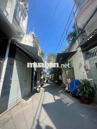 Bán nhà 1/ đường Trịnh Đình Trọng, Tân Phú - 65m2 - Hẻm 6m thông