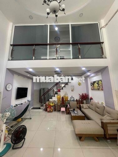 Bán nhà 1/ đường Trịnh Đình Trọng, Tân Phú - 65m2 - Hẻm 6m thông