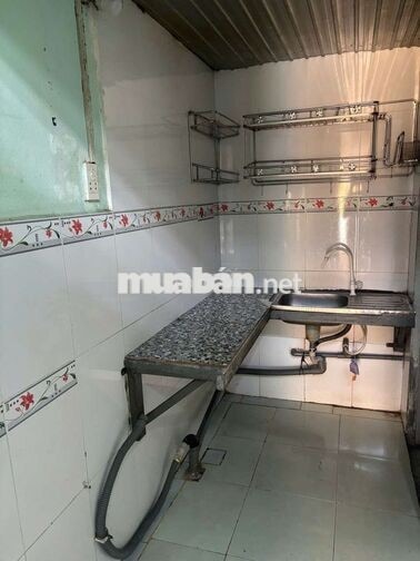 Phòng trọ máy lạnh sạch sẽ an ninh