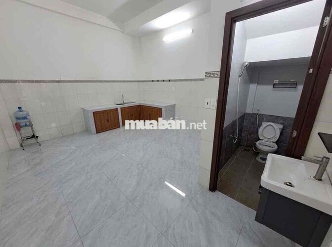 Cho thuê nhà hẻm xe hoi Lê Văn Thọ Gò Vấp , 52m2, 2pn