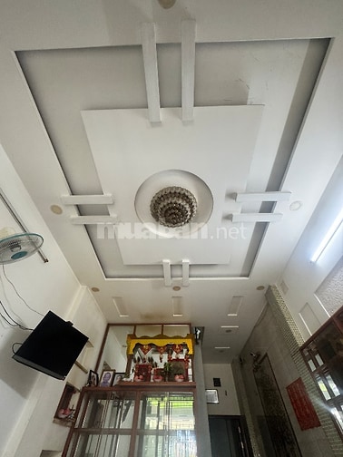 Bán nhà mặt tiền Văn thân 1trệt 3lầu sân thượng 12Tỉ,ng3,8m dài 12m