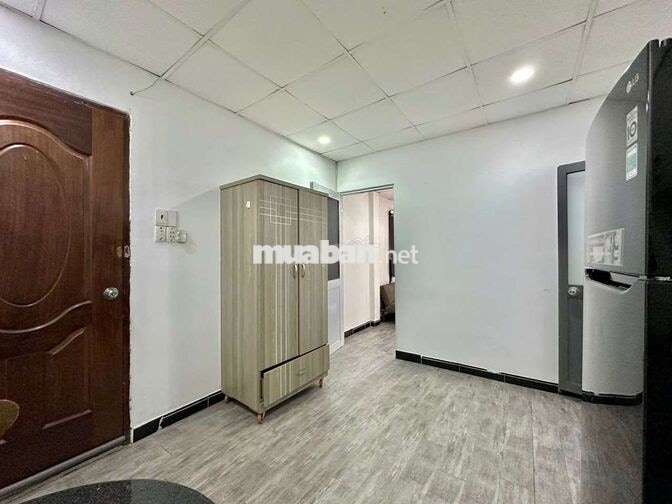 Phòng tách bếp siêu rộng , có thang máy , ngay Phan Đăn̈g Lưu sầm uất
