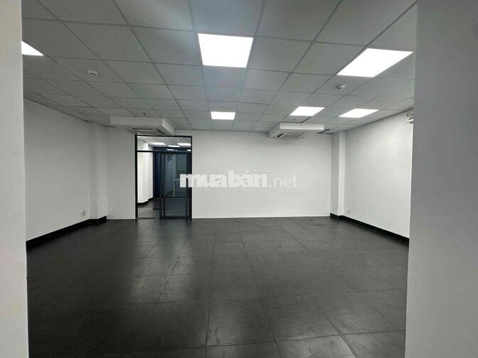 SIÊU PHẨM NGANG ~8M, P.14,  Q10 - Có Hầm , Thang Máy, Sàn Suốt