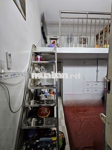 Nhà hẻm 341 Lạc Long Quân P5 Q11 12m2, 2 PN