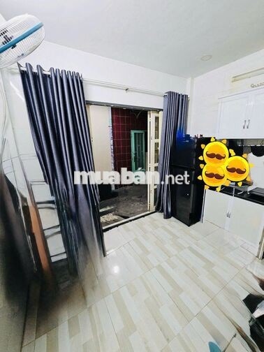 Nhà hẻm 341 Lạc Long Quân P5 Q11 12m2, 2 PN