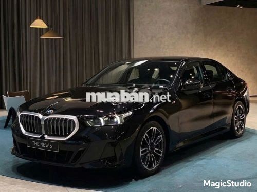 Xe BMW 5 Series 530i M Sport 2026 - 2 Tỷ 981 Triệu
