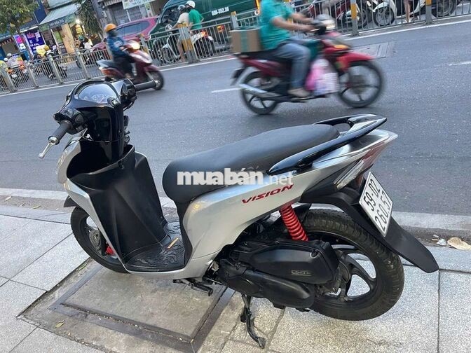 Honda Vision 2017 Bạc đen