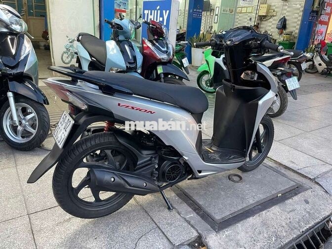 Honda Vision 2017 Bạc đen