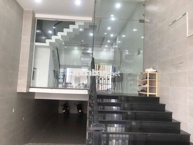 TÒA NHÀ 3 TẦNG  1 HẦM NGAY ĐẶNG VĂN BI -DẠY HỌC SPA- VĂN PHÒNG CTY