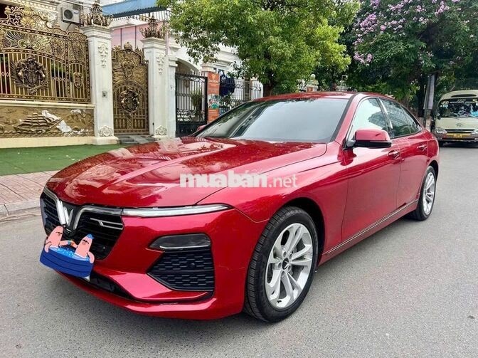 VinFast Lux A2.0 2021 Base Đỏ