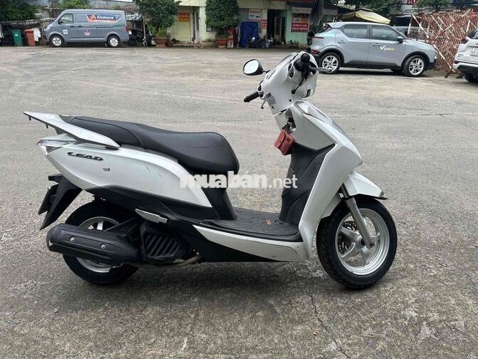 Honda Lead 2015 màu trắng