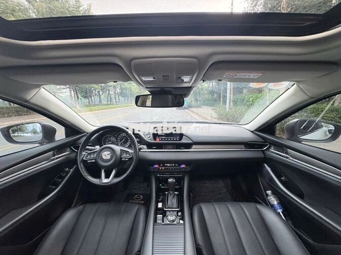 Mazda 6 2022 Premium 2.0 AT Trắng