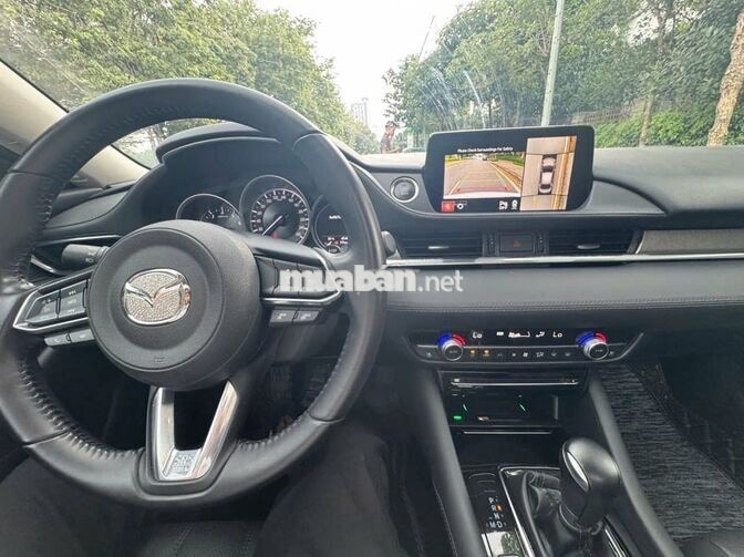 Mazda 6 2022 Premium 2.0 AT Trắng