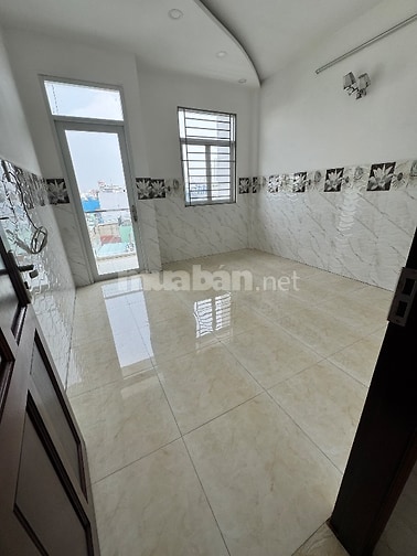Bán nhà mặt tiền Văn thân 1trệt 3lầu sân thượng 12Tỉ,ng3,8m dài 12m