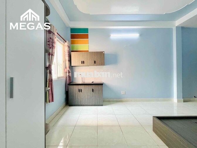 CĂN HỘ DV FULL NỘI THẤT CỬA SỔ THOÁNG AN NINH NGAY LÝ CHIÊU HOÀNG Q.6