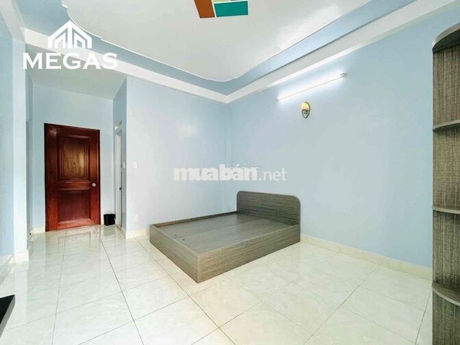 CĂN HỘ DV FULL NỘI THẤT CỬA SỔ THOÁNG AN NINH NGAY LÝ CHIÊU HOÀNG Q.6