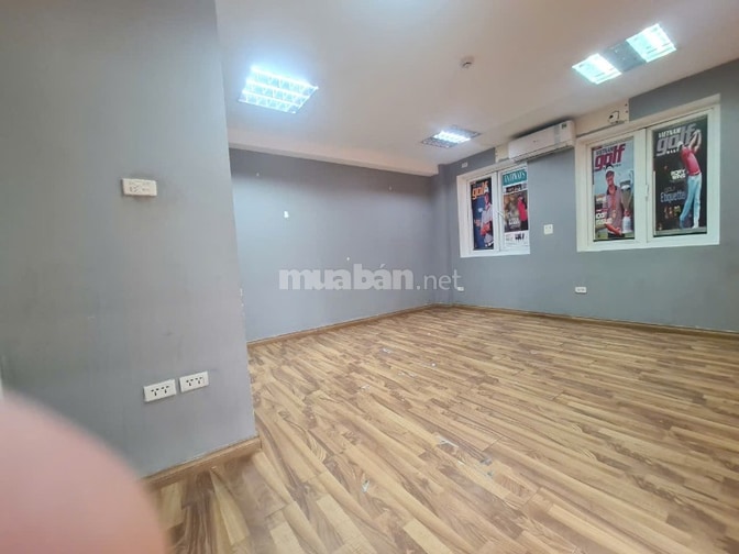 Cho thuê Văn phòng Tầng 4, nhà 20, ngõ 678 Đường Láng, Hà Nội