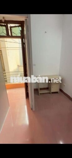 (sẽ có thêm giường, tủ, máy giặt..) Pass phòng 2n1k ở 381 Nguyễn Khang