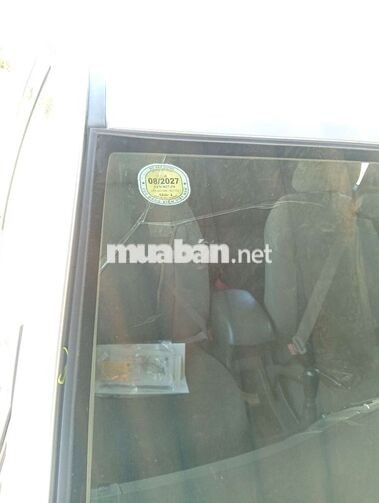 Toyota Innova 2012 7 chỗ Xăng MT 141125km Bạc
