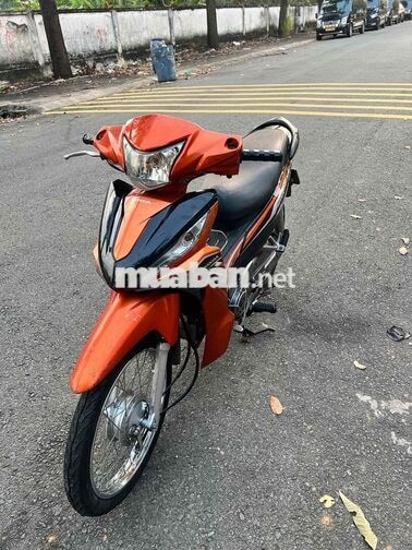Honda Wave RSX màu Cam đen