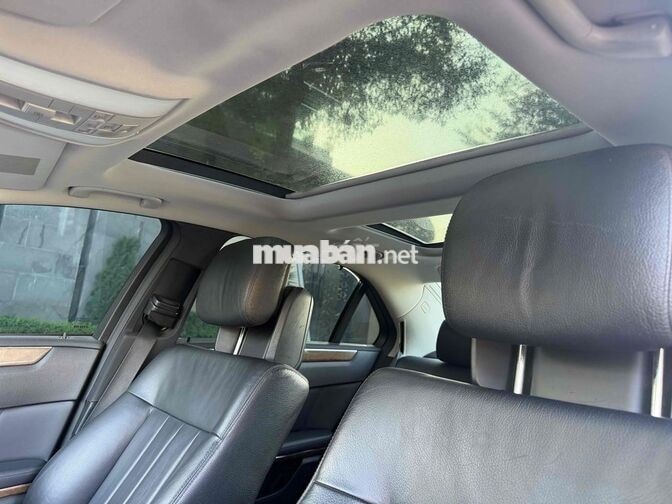 Mercedes-Benz E300 2011 Xám