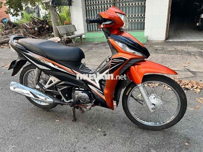 Honda Wave RSX màu Cam đen