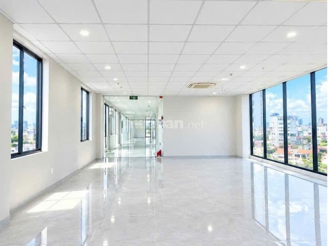 Cho thuê tòa cao ốc mt Nguyễn Văn Trỗi, 210m2, 2 hầm + 10 tầng