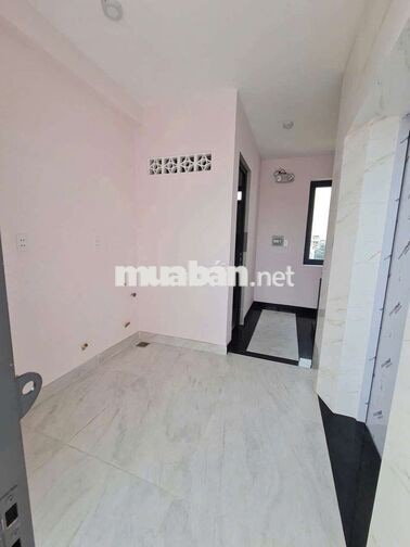 CHO THUÊ NHÀ 5X22(TRỆT+LỬNG+2LẦU+ST) FULL MÁY LẠNH NHÀ THANG MÁY