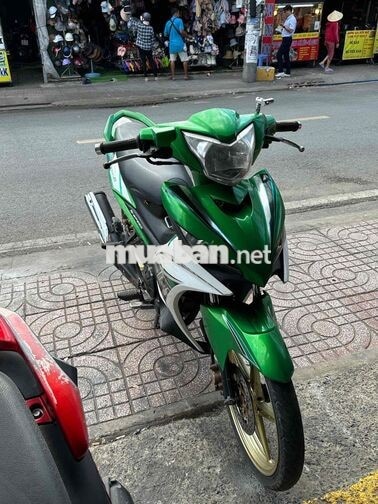 Yamaha Exciter 135 135cc màu xanh trắng
