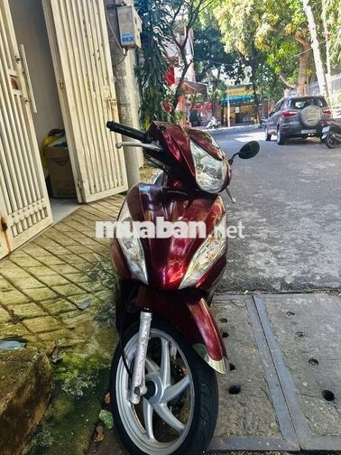 Honda Vision 2013 màu đỏ đô