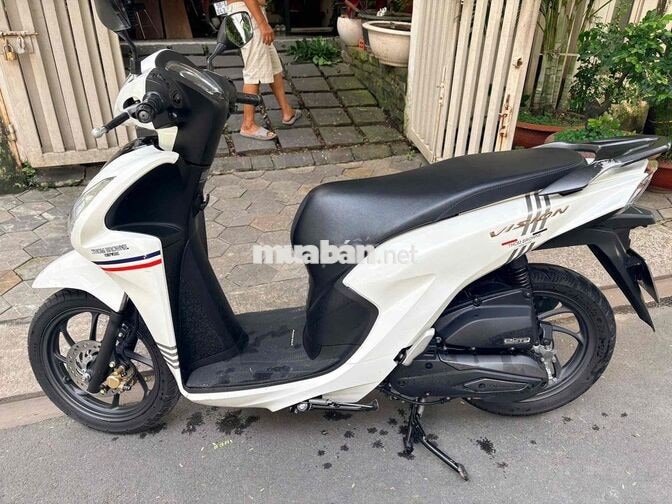Honda Vision màu Trắng