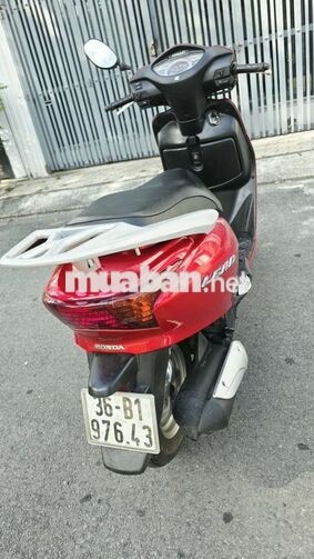 Honda Lead 2012 màu Đỏ